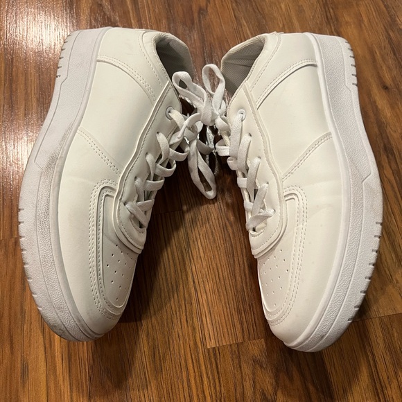 Wild Diva White Sneakers with Perforated Design - Picture 3 of 6